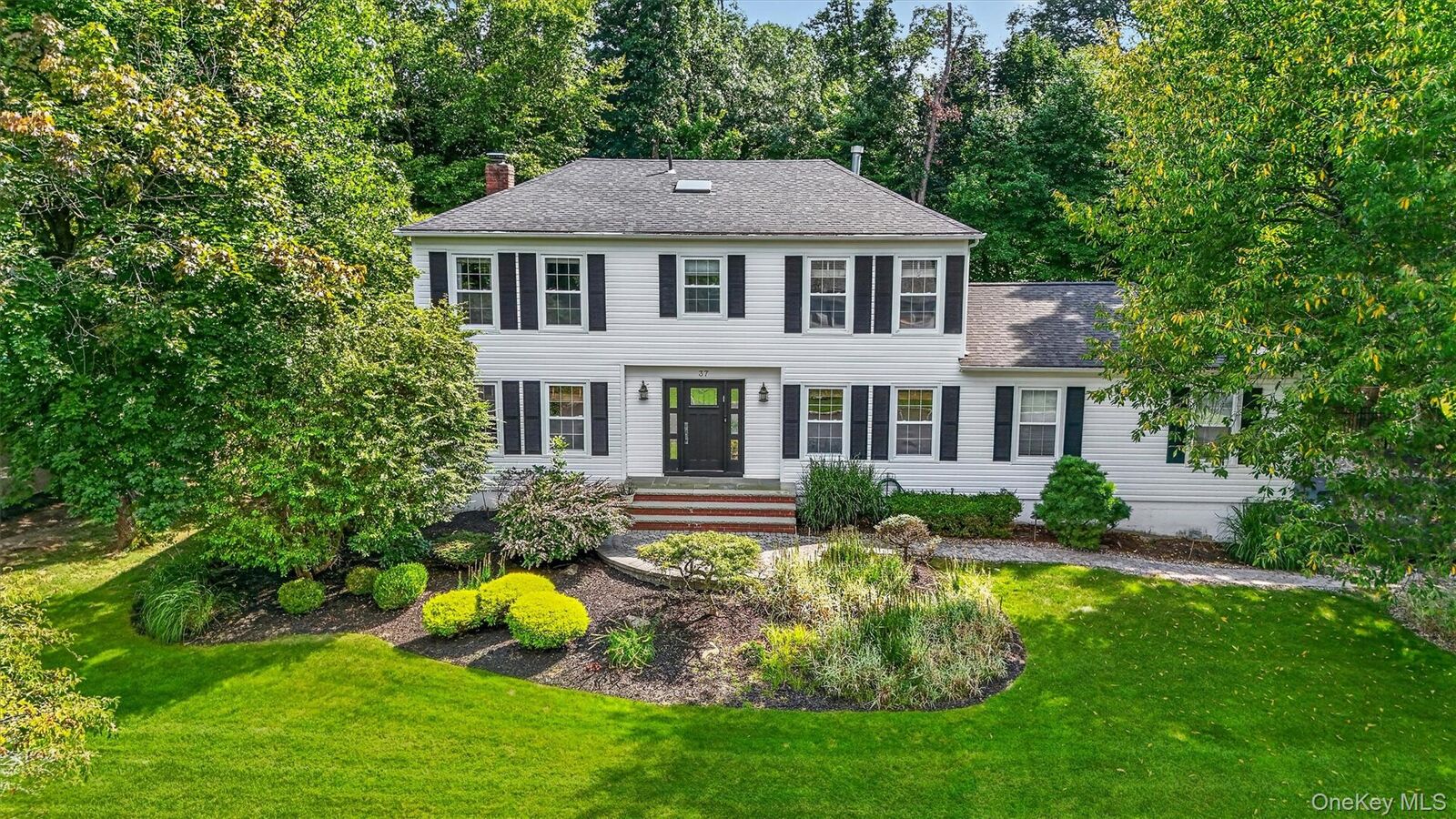 Property Photo:  37 Windgate Drive  NY 10956 
