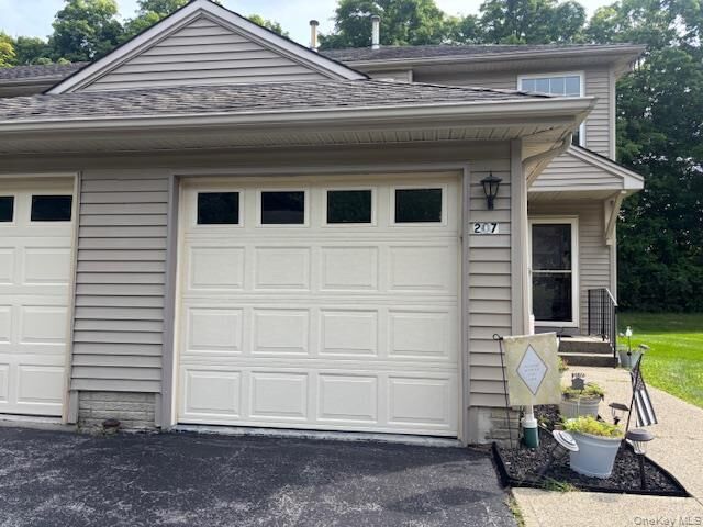 Property Photo: 207 Crestwood Court NY 12524