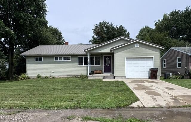 Property Photo: 82 W Main St OH 44878