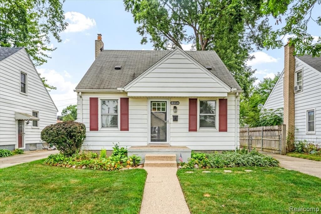 Property Photo: 2254 Dorothea Road MI 48072 1871