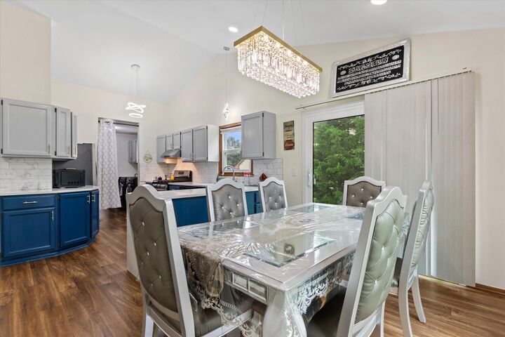 Property Photo:  4102 W Minnesota Ct  WI 53132 