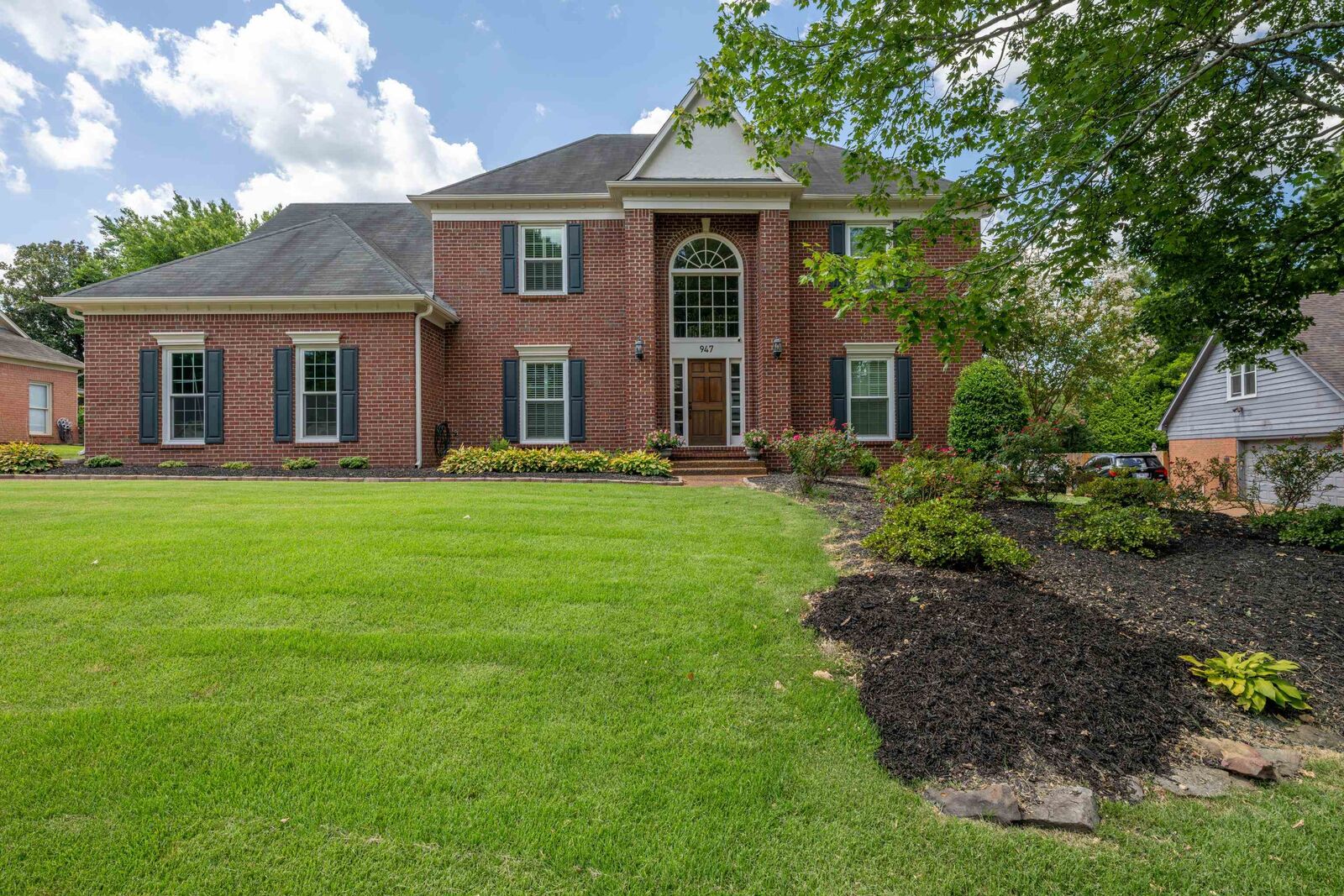 Property Photo:  947 Valleyview Ln  TN 38017 
