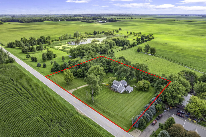 Property Photo: 866 Paw Paw Road IL 61353