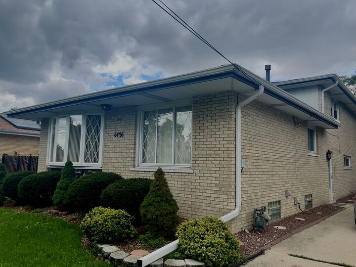 Property Photo:  6436 W 89th Place  IL 60453 