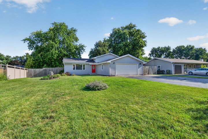 Property Photo: 24334 S Valley Drive IL 60410
