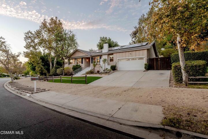 Property Photo:  1039 Nonchalant Drive  CA 93065 
