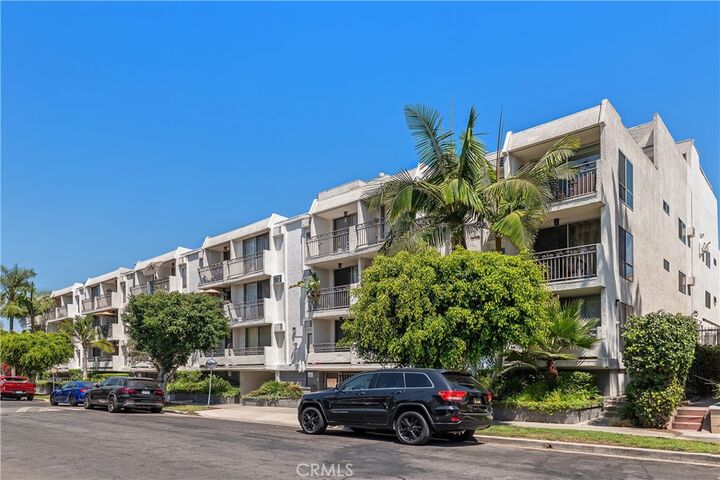 Property Photo:  6151 Orange Street 308  CA 90048 