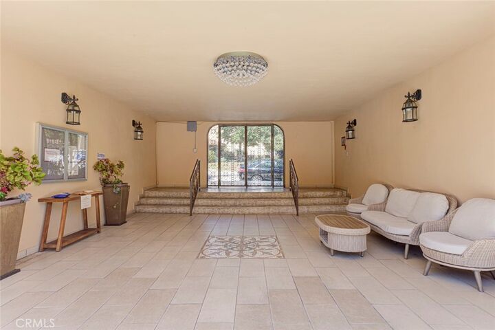 Property Photo: 3220 Altura Avenue 217 CA 91214