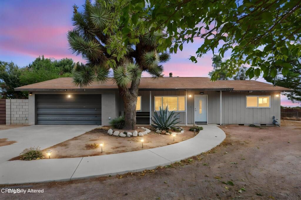 Property Photo:  15424 Mesquite Street  CA 92345 