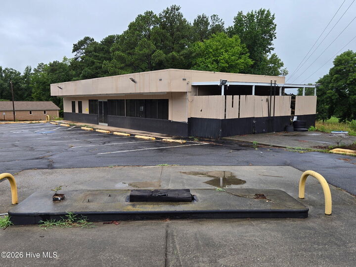 Property Photo:  1522 W Wall Street  NC 28170 