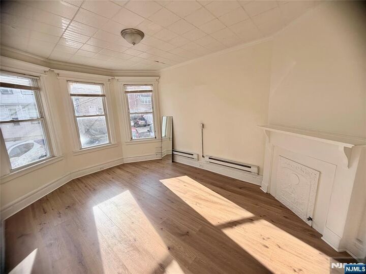 Property Photo:  17 Franklin Avenue 2  NJ 07029 