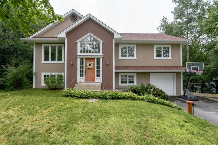 Property Photo:  319 Buckingham Drive  NS B3Z 1M4 