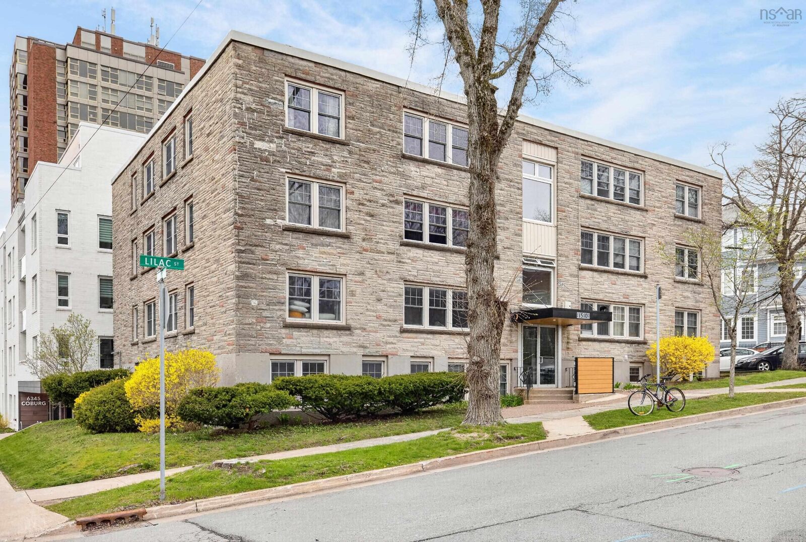 Property Photo:  15 1510 Lilac Street  NS B3H 3W3 