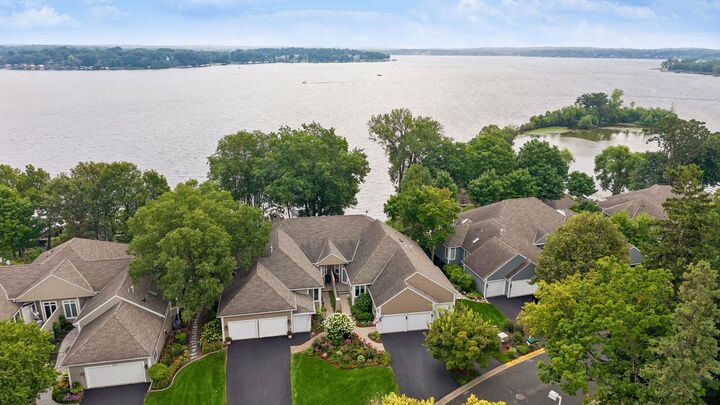 Property Photo:  2928 Pelican Point Circle  MN 55364 