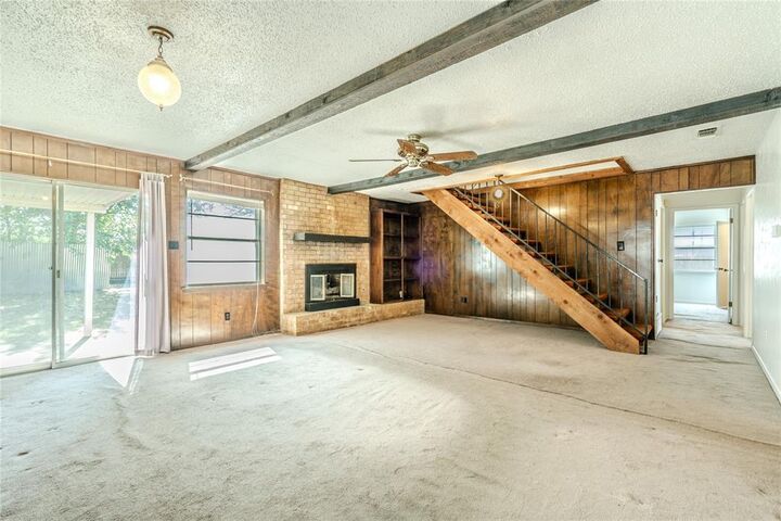 Property Photo:  705 Rockledge Drive  TX 76179 