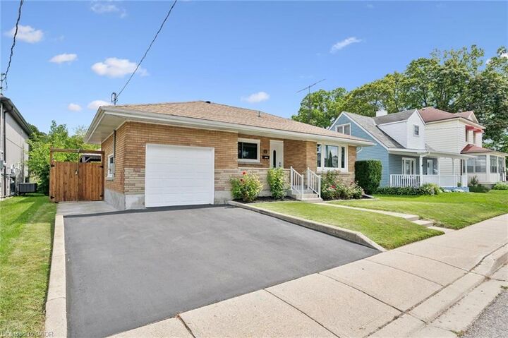 Property Photo:  49 East Street  ON N1R 4P2 