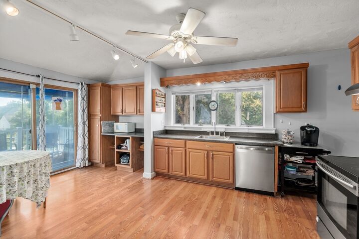 Property Photo: 39 Fountain St MA 02184