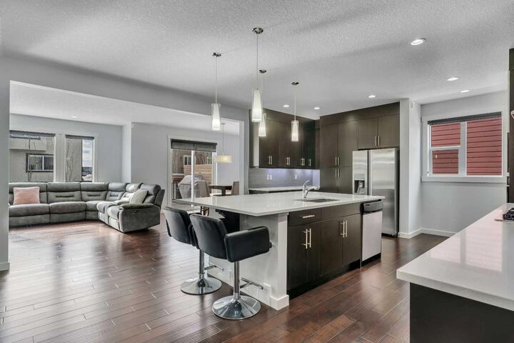 Property Photo: 151 Stonemere Green AB T1X 0S2