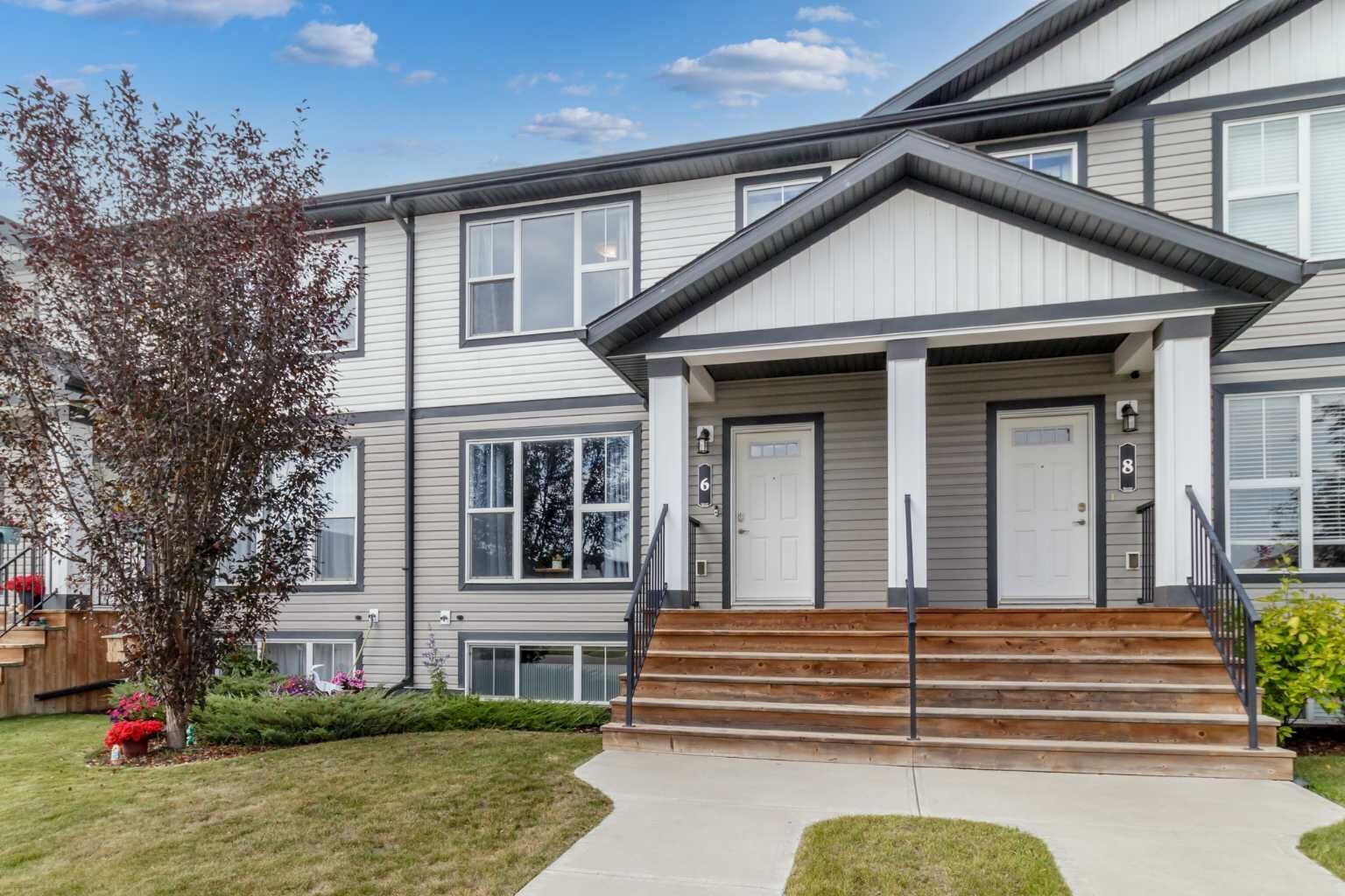 Property Photo: 6 Latoria Court AB T4E 3B8
