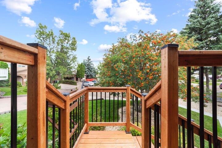 Property Photo: 6209 34 Avenue AB T4V 3X3
