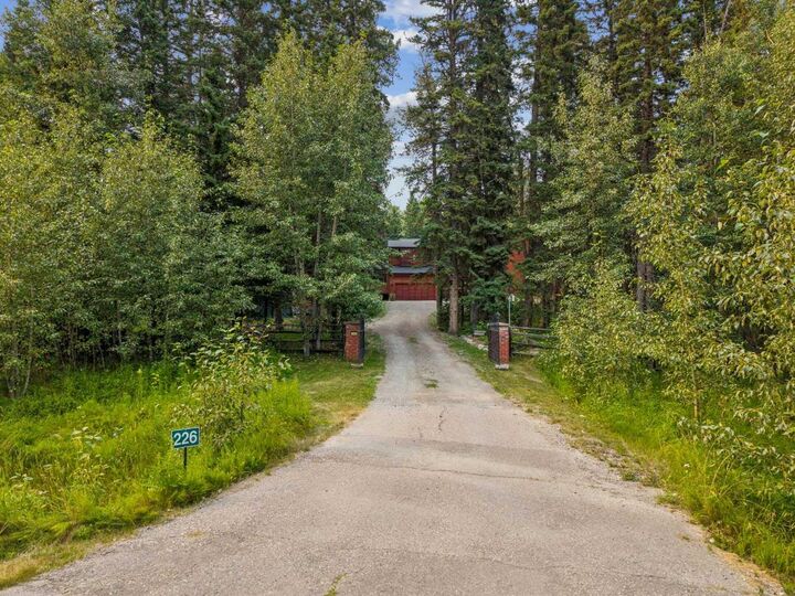 Property Photo: 226 Mountain Lion Drive AB T0L 0K0