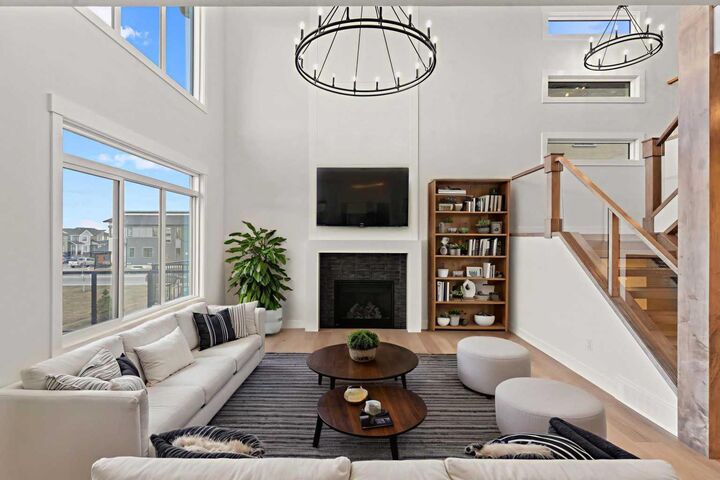 Property Photo: 87 Sundown Crescent AB T4C 1Y3