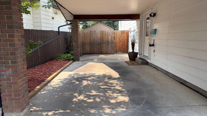 Property Photo:  71 Chippewa Crescent W  AB T1K 5B4 