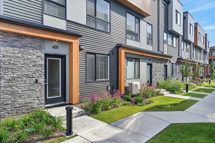 Property Photo: 81 Midtown Boulevard SW 401 AB T4B 4E7