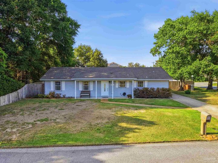 Property Photo:  3594 Morningside Dr  FL 32563 