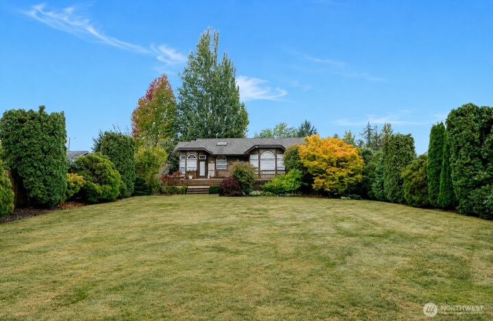 Property Photo:  718  C Street  WA 98230 