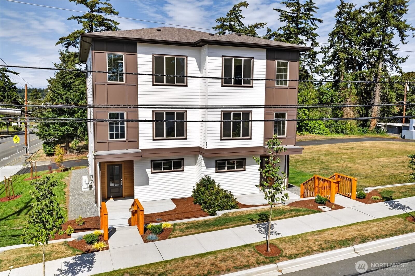Property Photo:  55 NE Kettle Street A2  WA 98277 