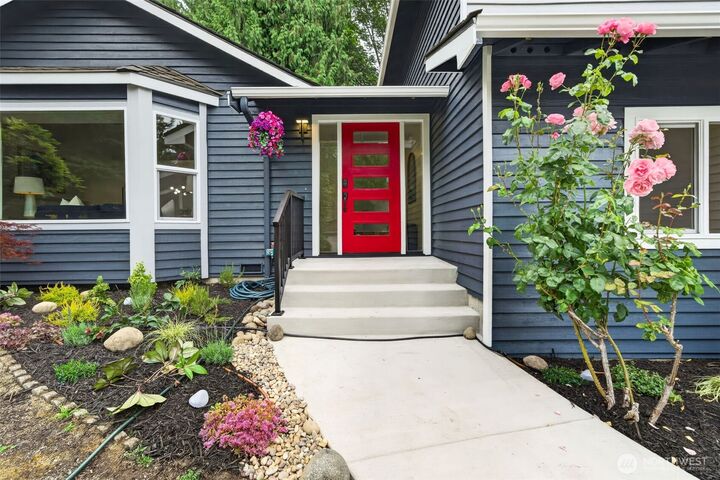 Property Photo: 4211 210 Th Place NE WA 98074