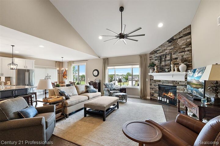 Property Photo:  584 Overlook Drive  MI 48371 