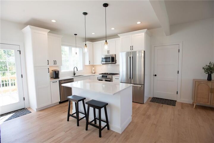 Property Photo:  30 Bunker Hill Crossing  RI 02871 