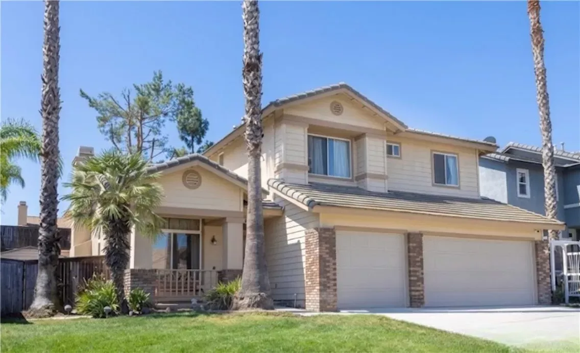 Property Photo:  1480 Cherrywood Cir  CA 92881 