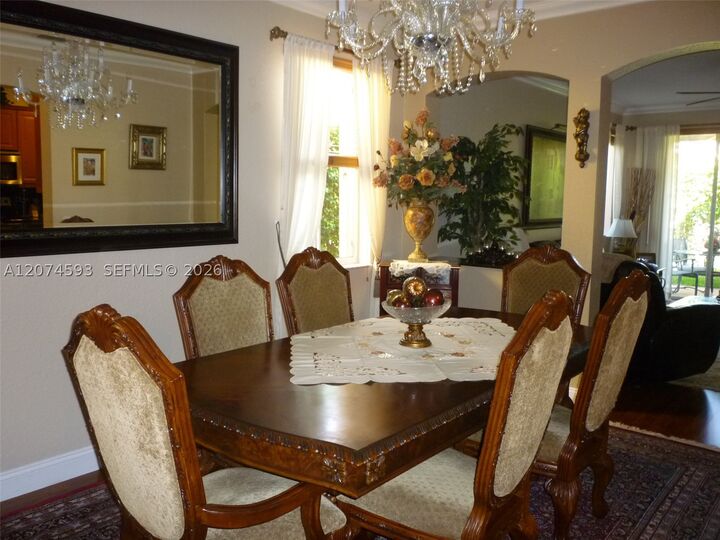 Property Photo:  644 Conservation Dr  FL 33327 