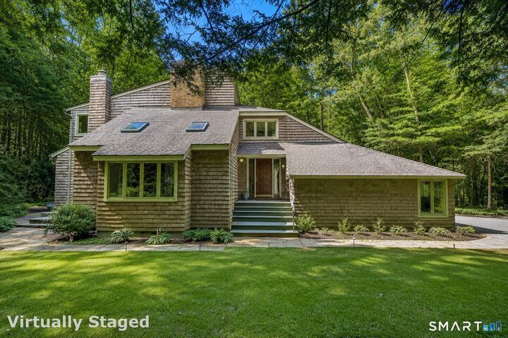 Property Photo:  39 Woodhaven Drive  CT 06070 