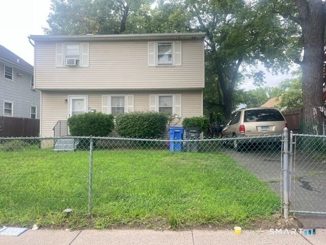 Property Photo:  27 Center Street  CT 06120 