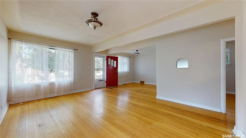 Property Photo:  2255 Queen Street  SK S4T 4C6 