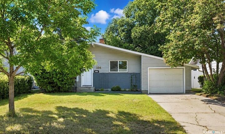 504 Leslie Avenue — photo 1
