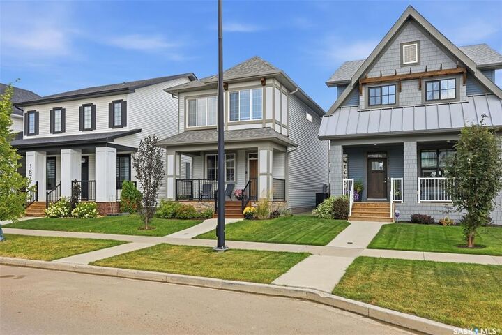 Property Photo:  171 Taube Avenue  SK S7V 0W1 