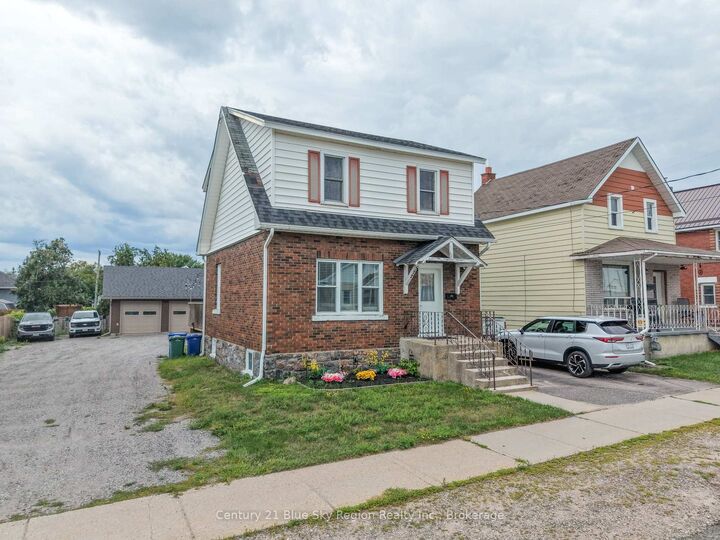 Photo de la propriété:  577 Douglas Street  ON P1B 5N7 
