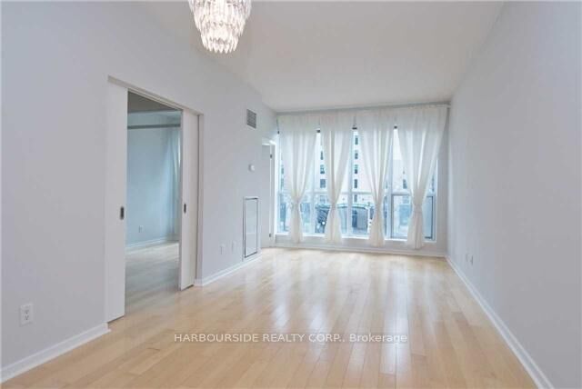 Property Photo:  208 Queens Quay Boulevard W 303  ON M5J 2Y5 