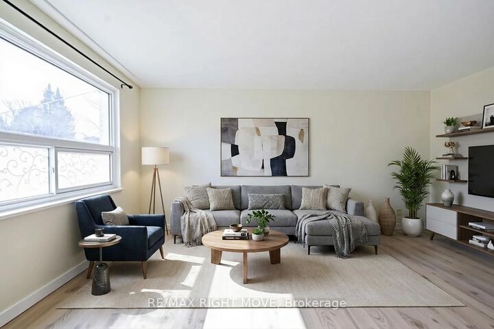 Property Photo: 162 Pratt Crescent ON P1P 1P5