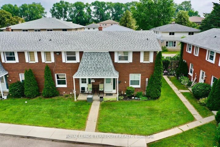 16 Orchard Place — photo 1