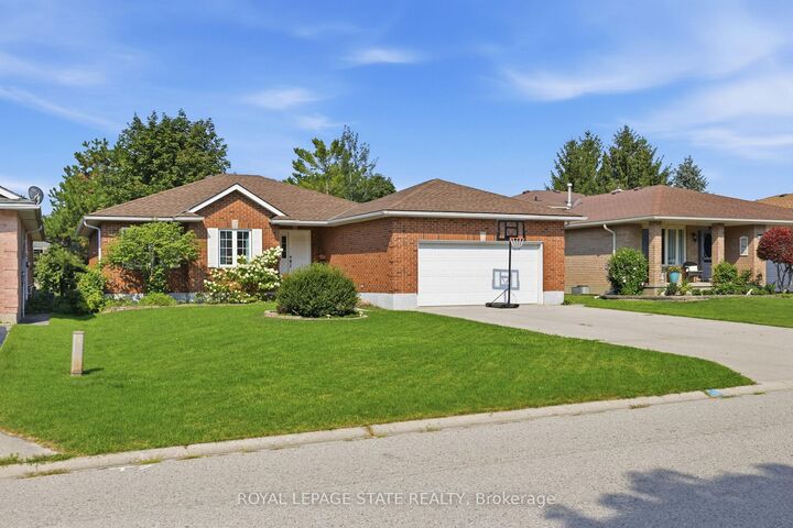 Property Photo: 33 King Street ON N0B 2R0