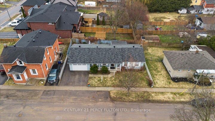 Property Photo: 5 Durham Street ON L1C 1H4