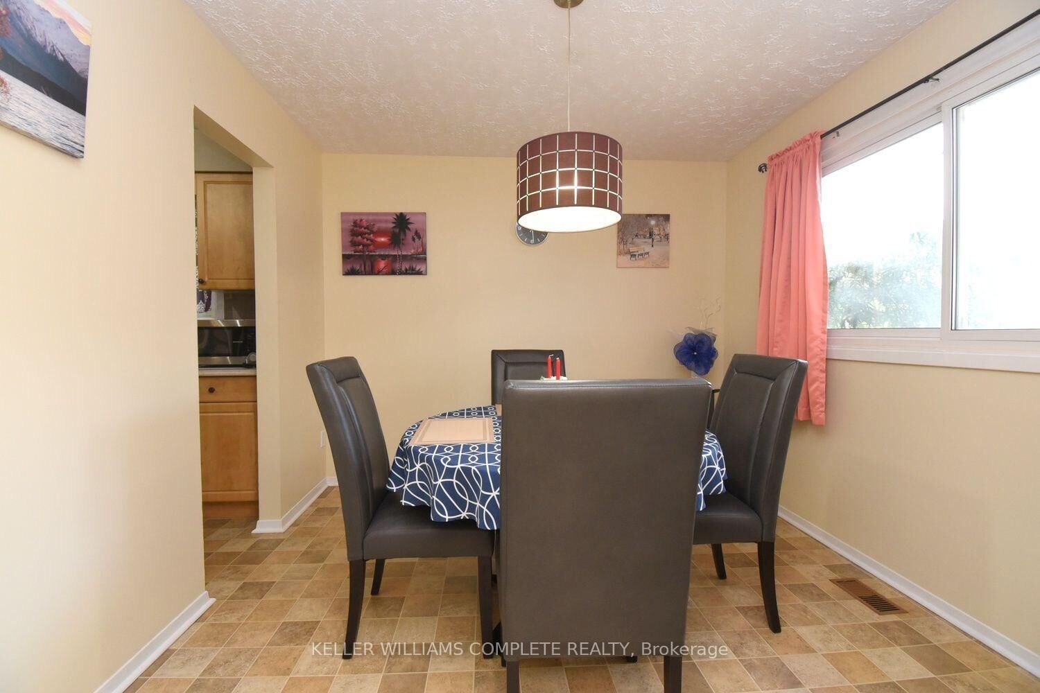 Property Photo: 185 Denistoun Street 116 ON L3C 6J6