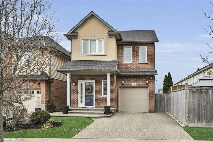 35 Willowbanks Terrace — photo 1