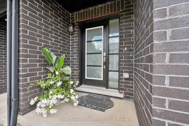 Property Photo:  91 Poppy Drive E 3  ON N1L 0M6 